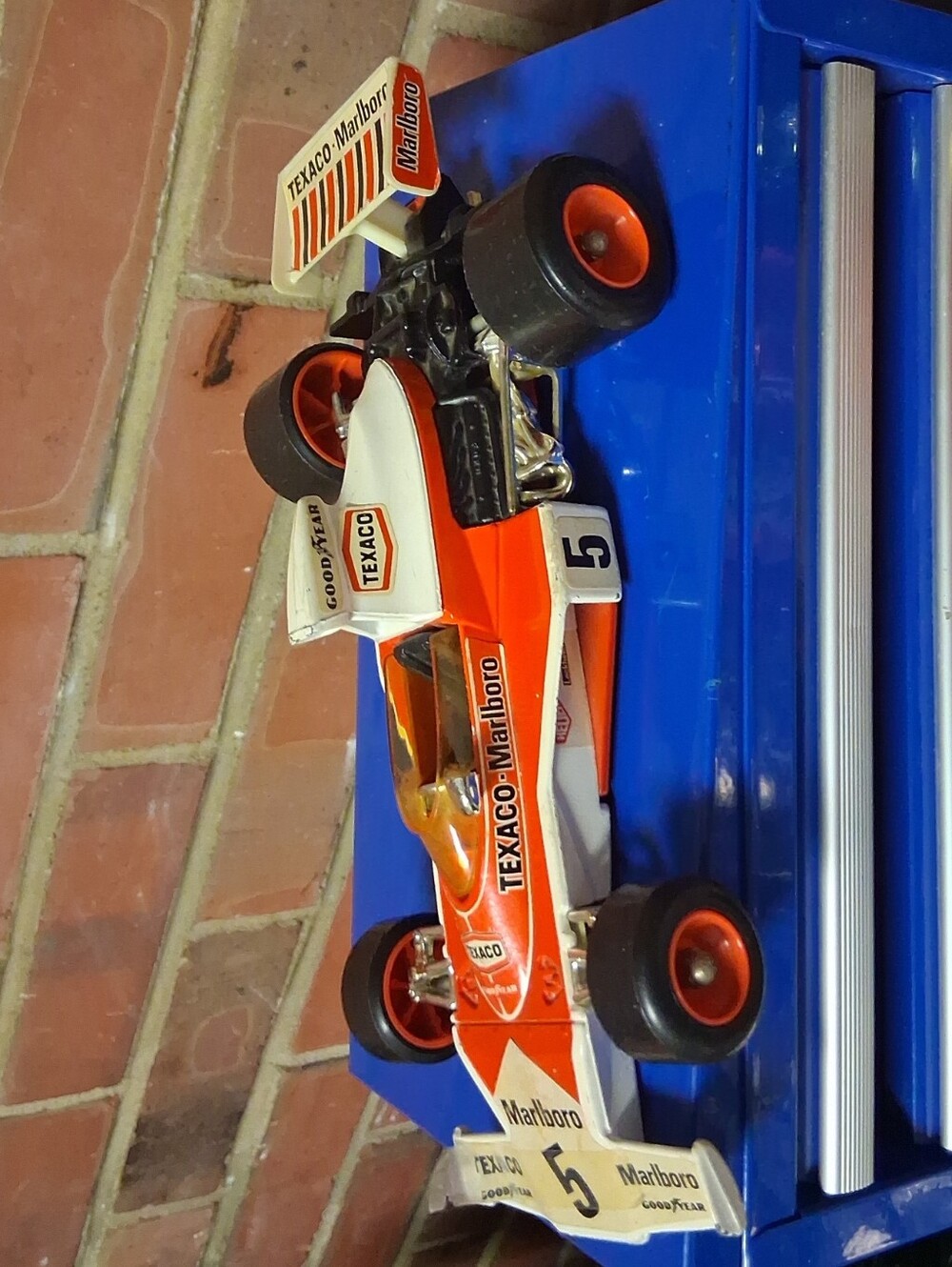 Marlboro Red and White Formula Race Car Toy Made In GREAT BRITIAN